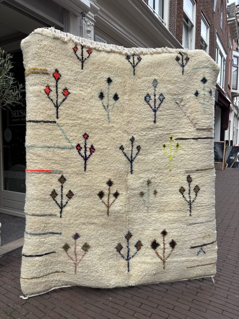 Vloerkleed flower 186x155