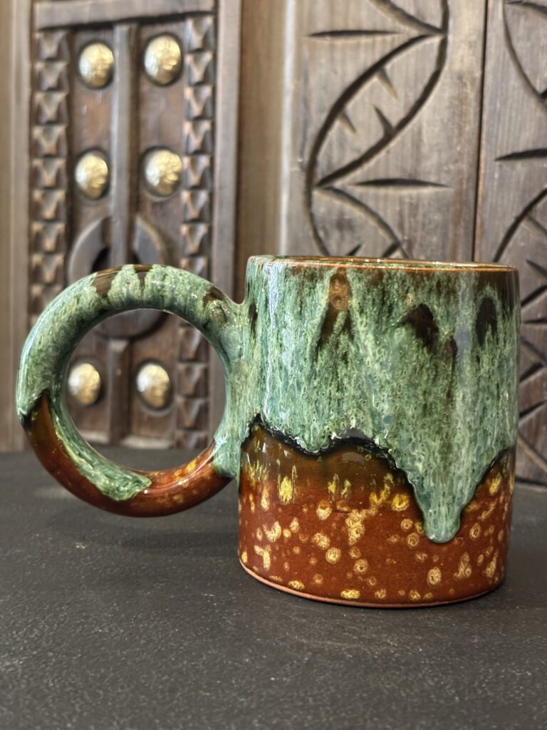 Beker mer oor Brown/Turquoise